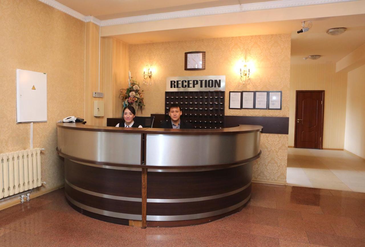 Hotel Экипаж Ałma Ata Zewnętrze zdjęcie